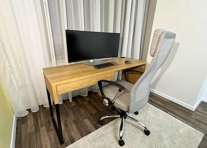 Stylish Newly Renovated Feels Like Second *