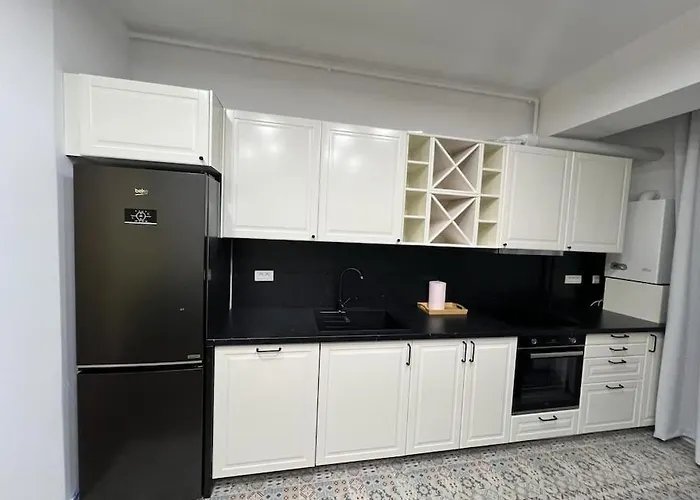Stylish Newly Renovated Feels Like Second Apartament *