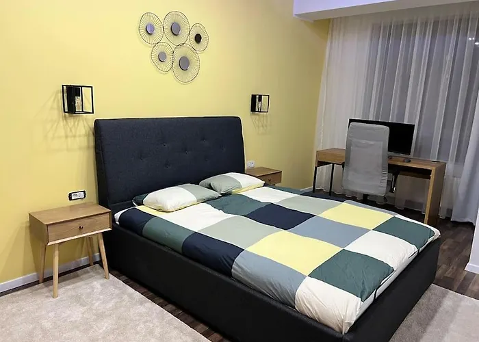 Stylish Newly Renovated Feels Like Second ブカレスト